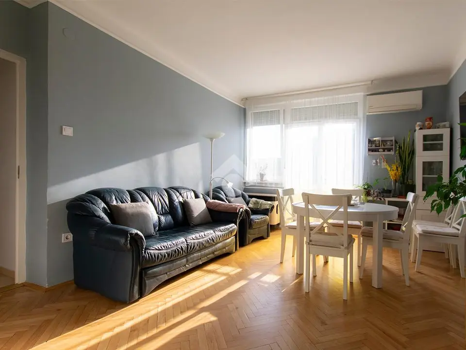 Lakás eladó – Budapest