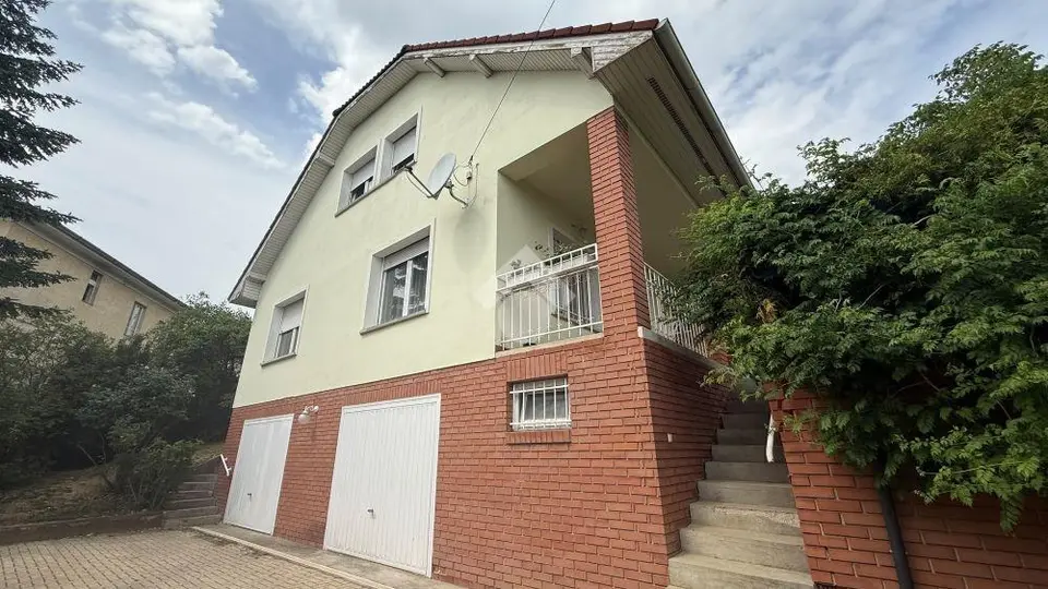 Ház eladó – Budapest