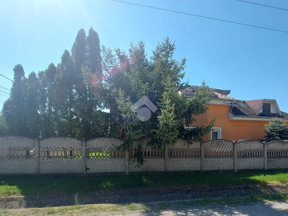 Ház eladó – Göd