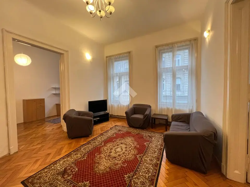 Lakás eladó – Budapest