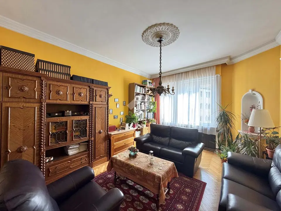 Lakás eladó – Budapest
