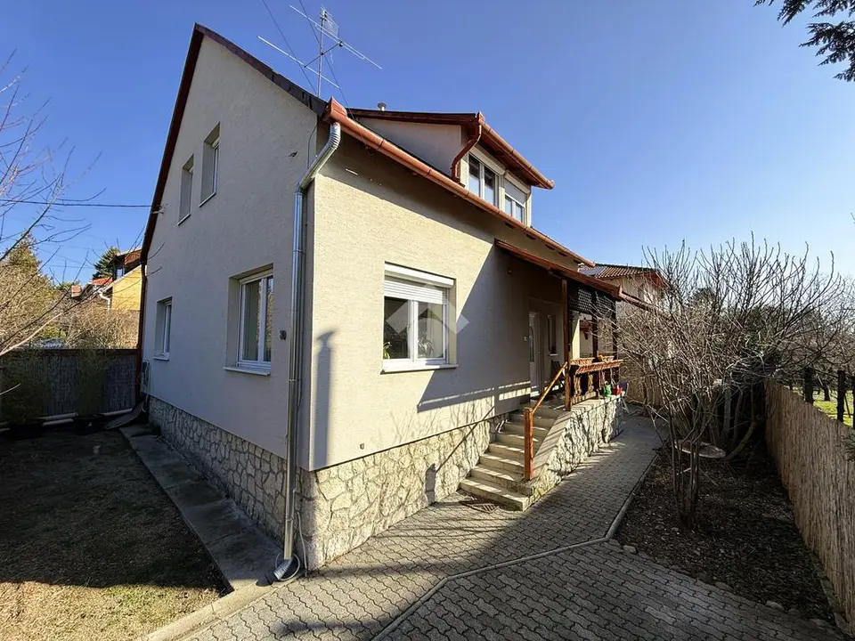 Ház eladó – Szentendre