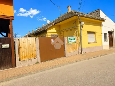 Lakás eladó – Budapest