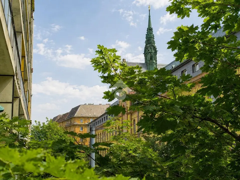 Lakás eladó – Budapest