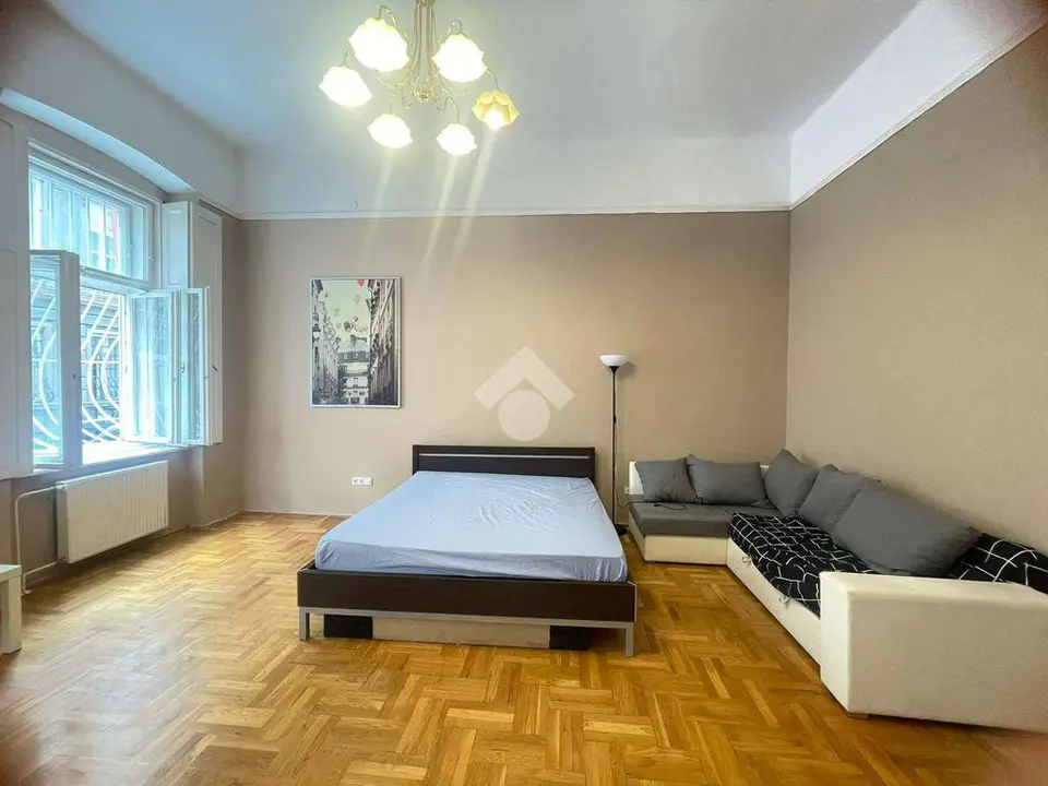 Lakás eladó – Budapest