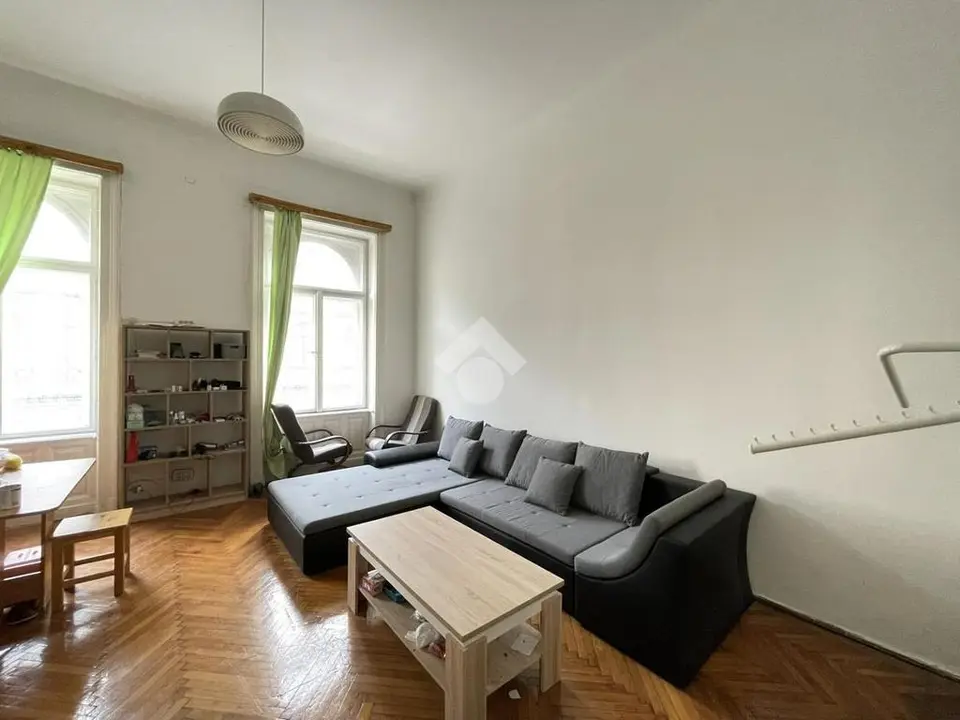 Lakás eladó – Budapest