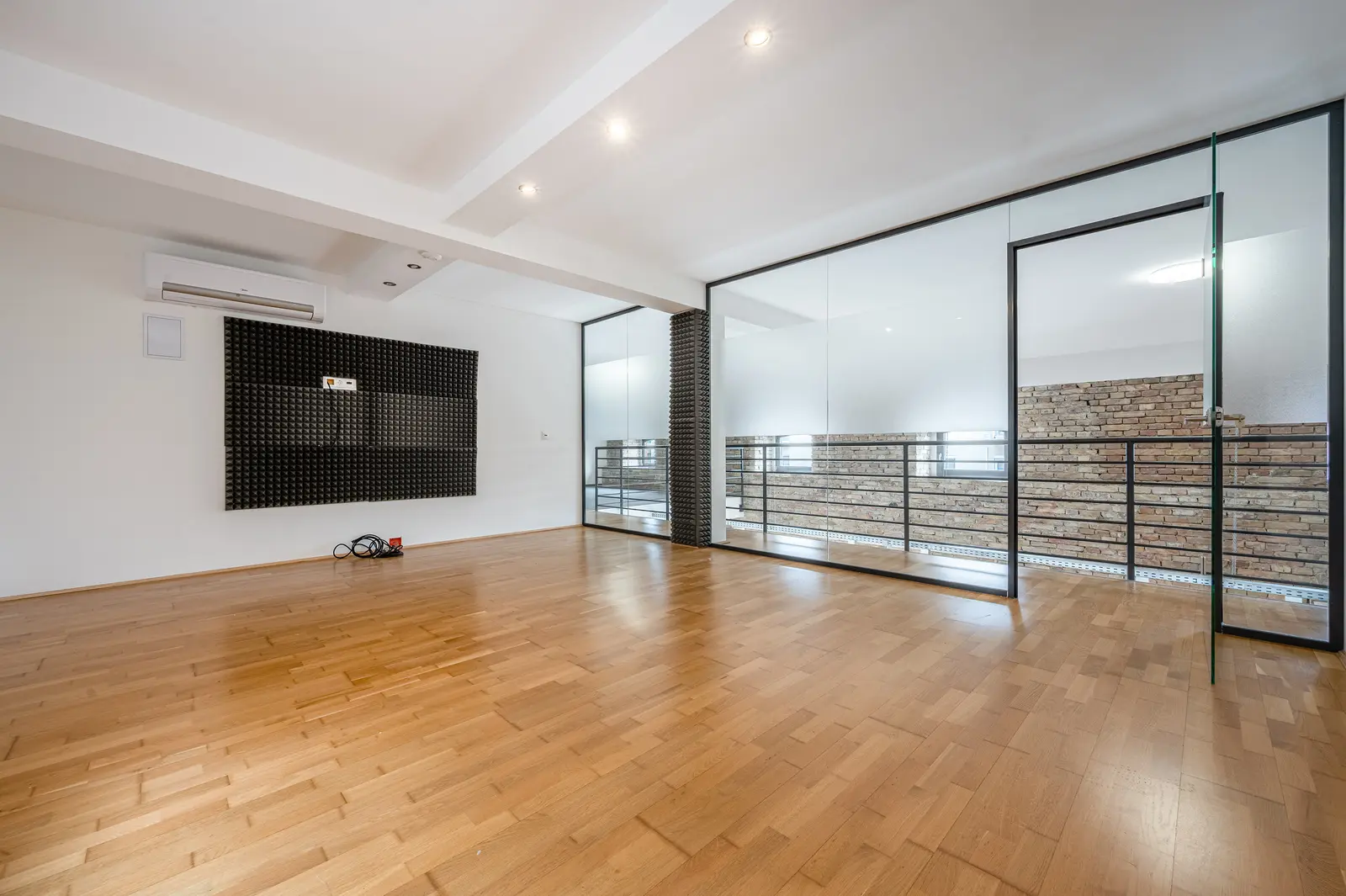 Kiadó LOFT iroda a MILL LOFT épületben – Budapest